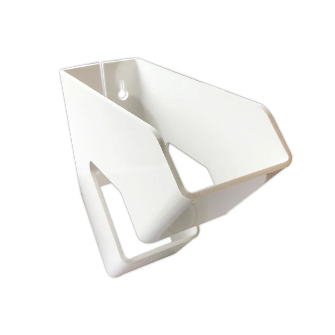 Liner holder plastic